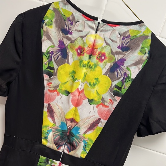 Prabal Gurung for Target Short Sleeve Dress 🦋 - Picture 4 of 6